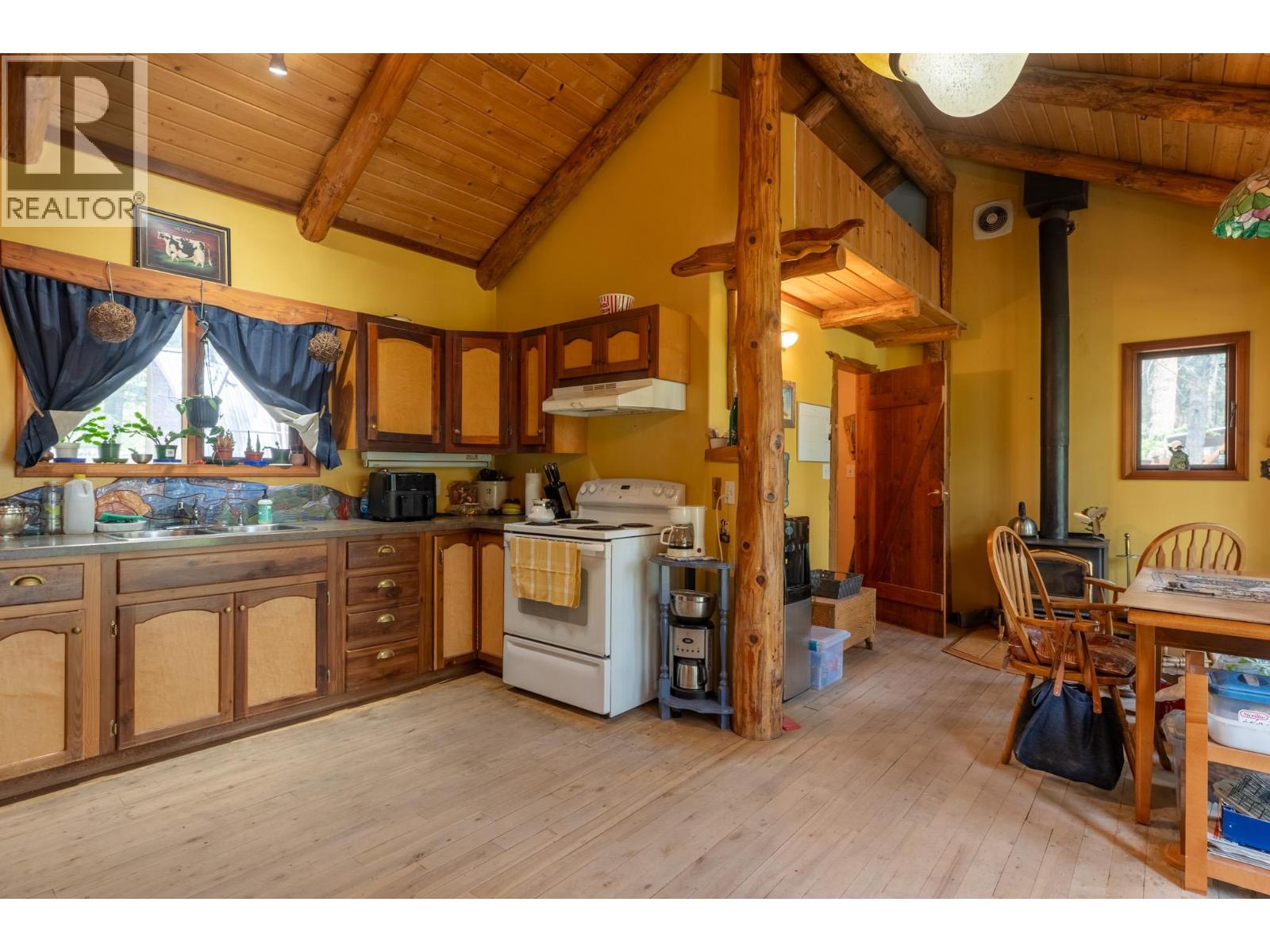 9635 Keithley Road, Vernon