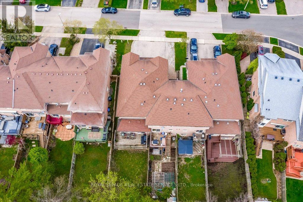 331 RAVINEVIEW WAY - 41
