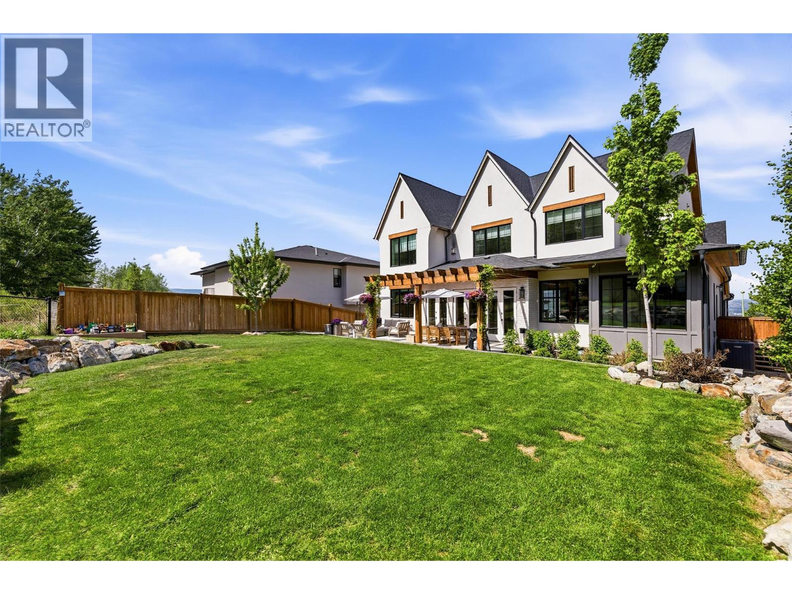  622 Trumpeter Road, Kelowna
