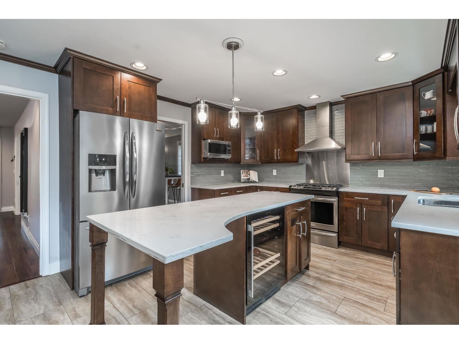 4 Bed, 3 Bath House for Sale in Langley – 20552 96A AVENUE, Langley - Image 11