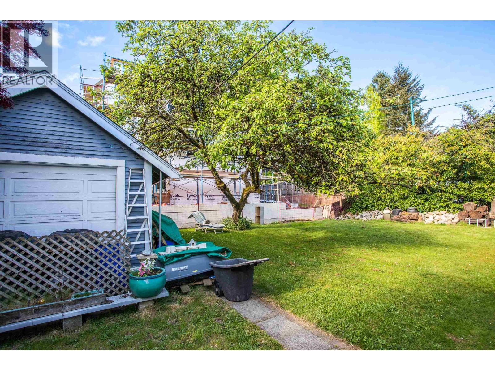 6 Bed, 2 Bath House for Sale in Vancouver – 1025 W 57TH AVENUE, Vancouver - Image 9