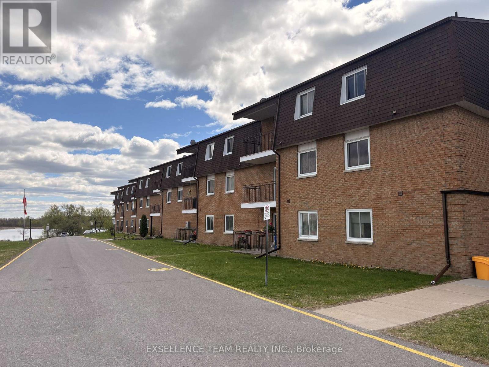 220 KENYON STREET - 3