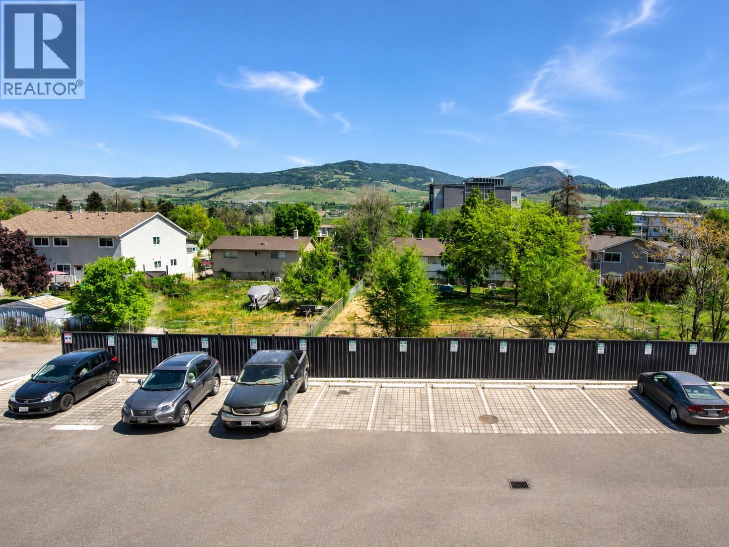 #218 345 Dougall Road N - 8
