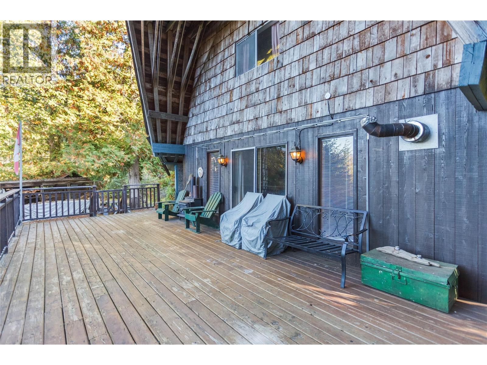 3217 Lumby Mabel Lake Road - 7
