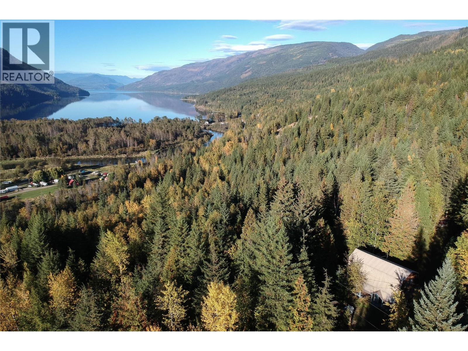 3217 Lumby Mabel Lake Road - 24