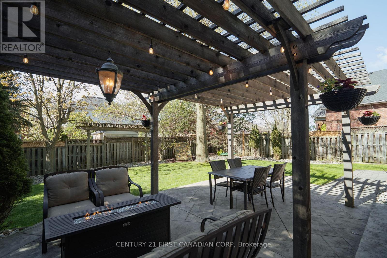 932 CRANBROOK ROAD - 43