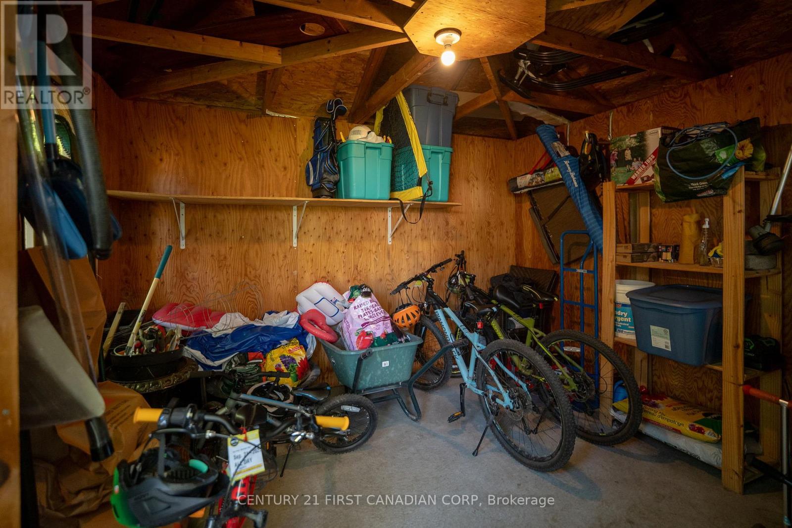 932 CRANBROOK ROAD - 48
