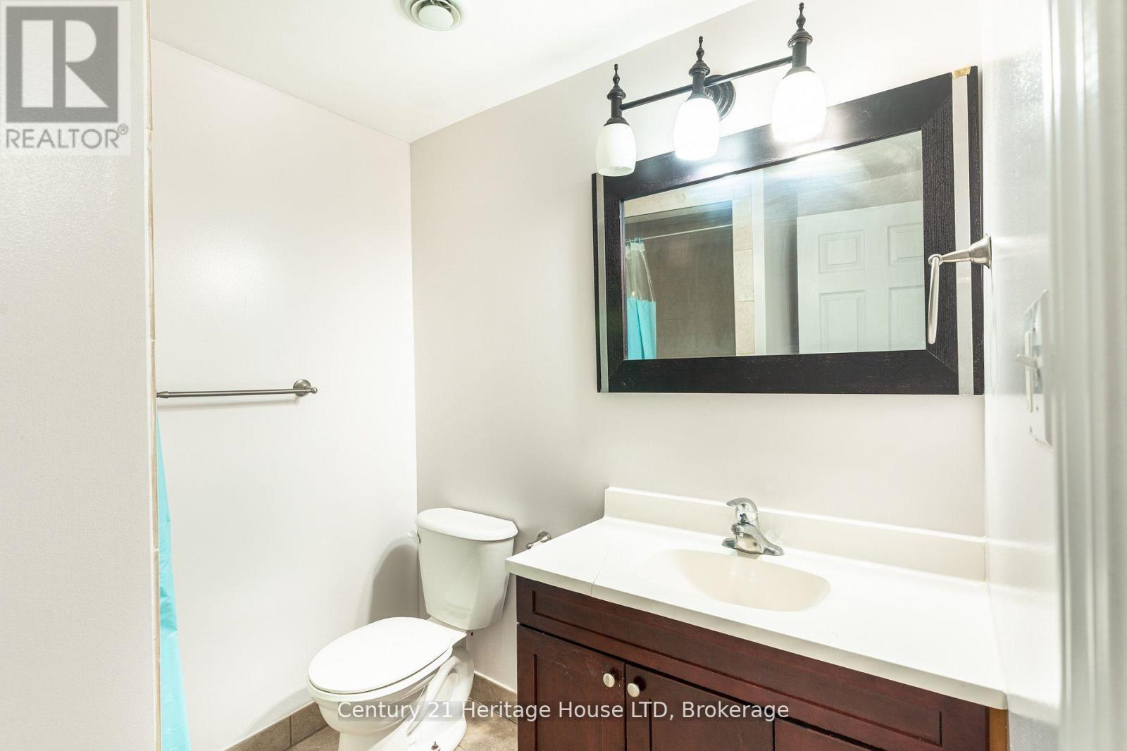 387 FIRST AVENUE - 21