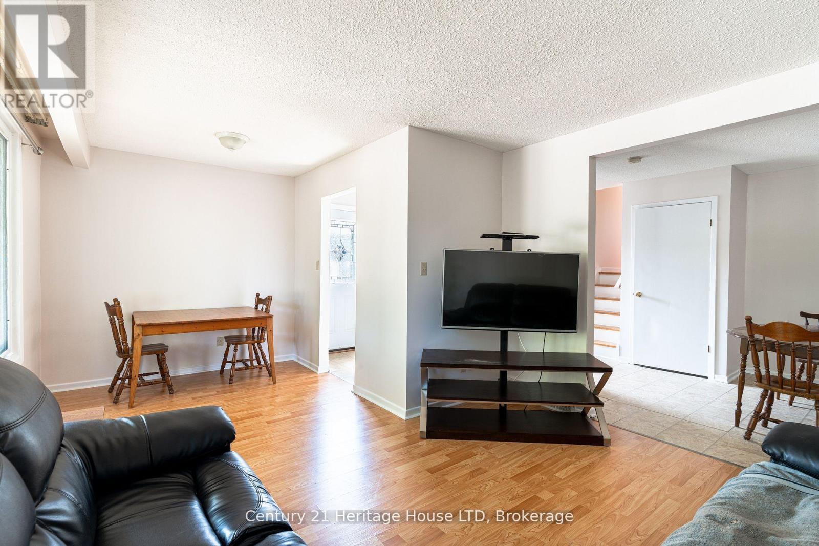 387 FIRST AVENUE - 7