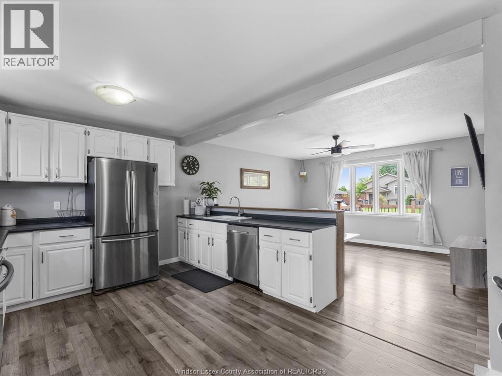 28 St. Charles, Amherstburg, Ontario, N9V3J7 — Photo 11