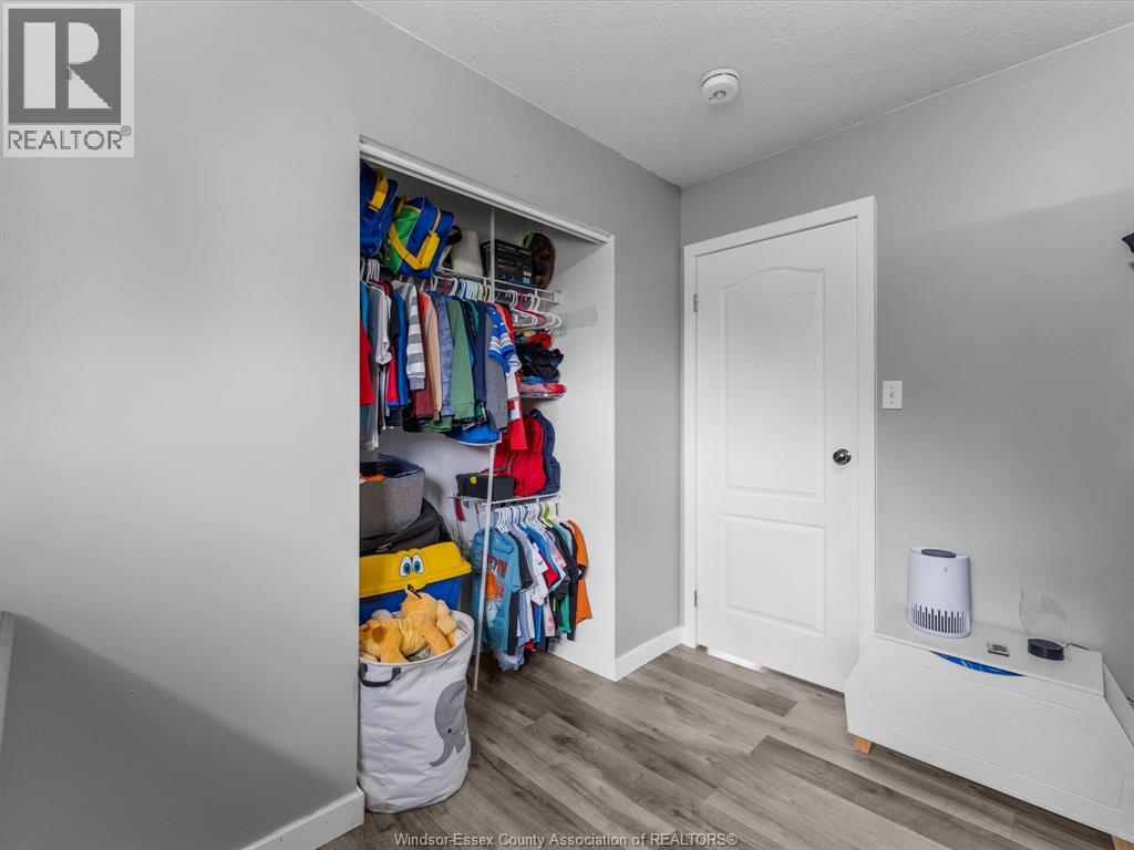 28 St. Charles, Amherstburg, Ontario, N9V3J7 — Photo 24
