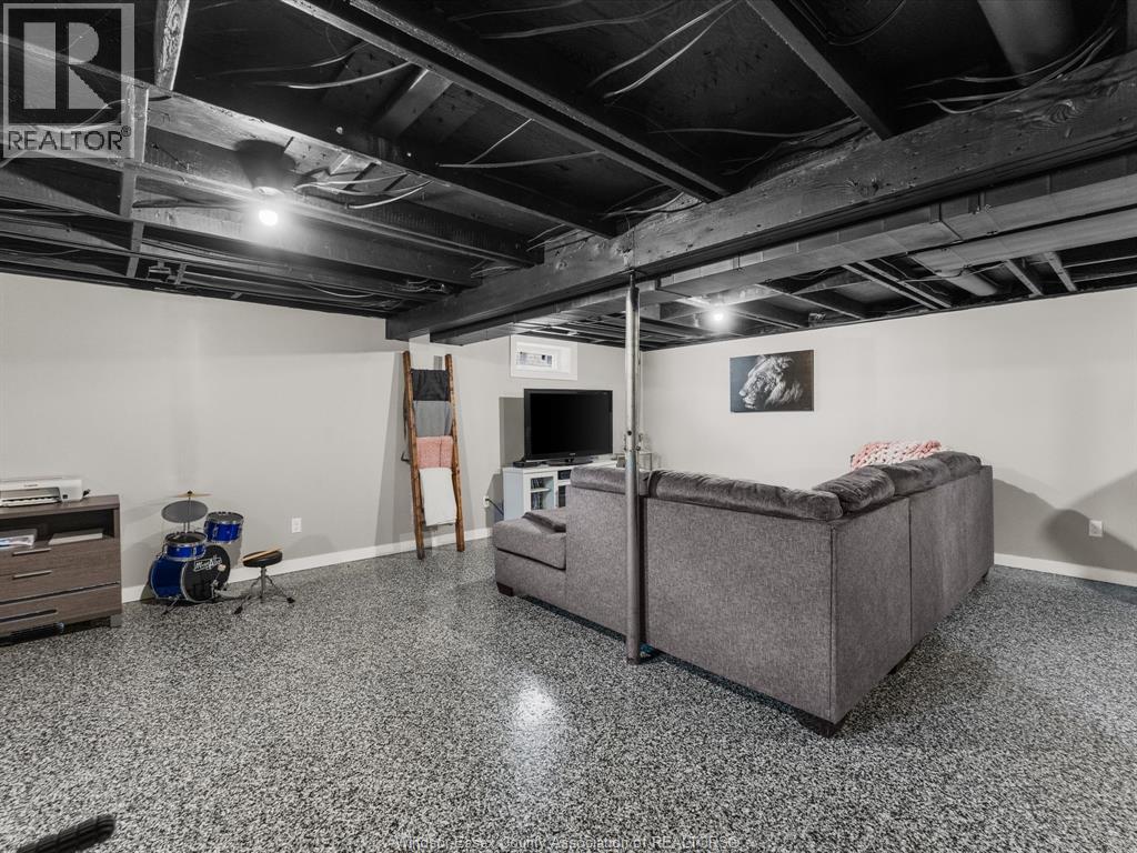 28 St. Charles, Amherstburg, Ontario, N9V3J7 — Photo 36