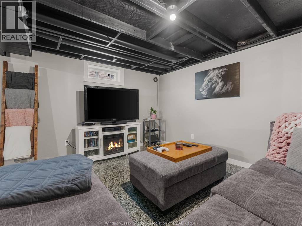 28 St. Charles, Amherstburg, Ontario, N9V3J7 — Photo 22
