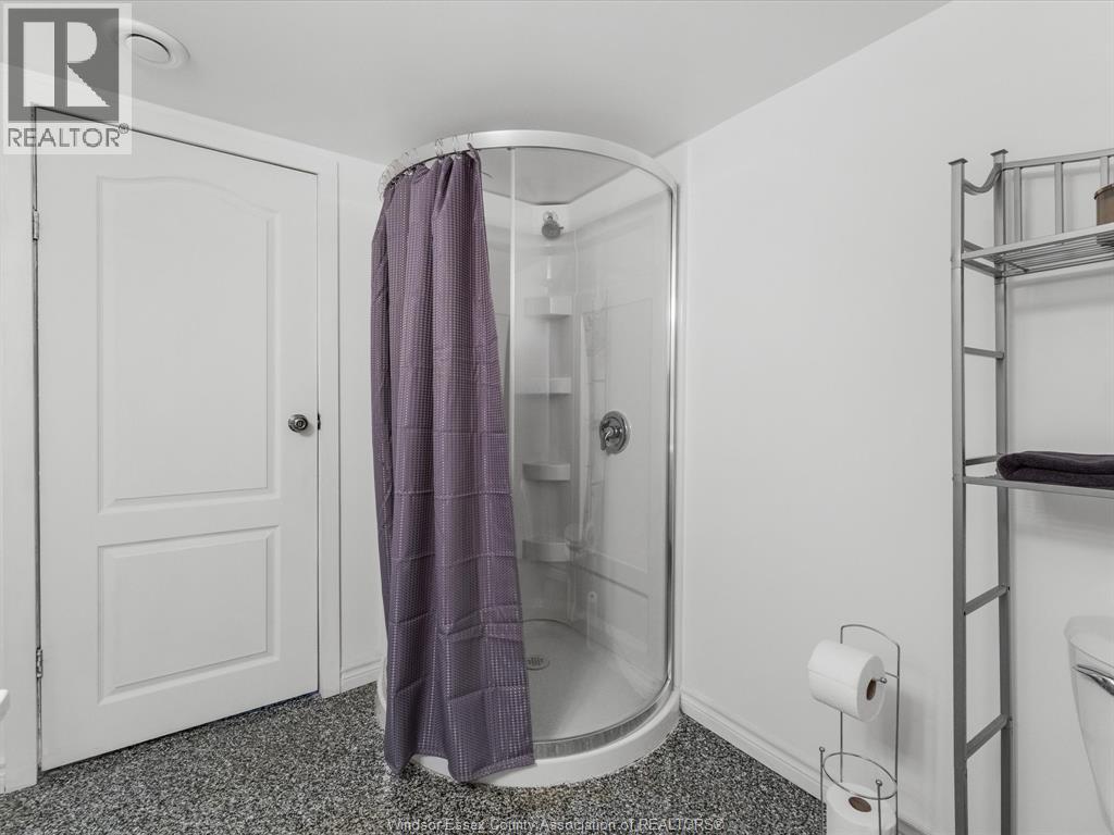 28 St. Charles, Amherstburg, Ontario, N9V3J7 — Photo 20