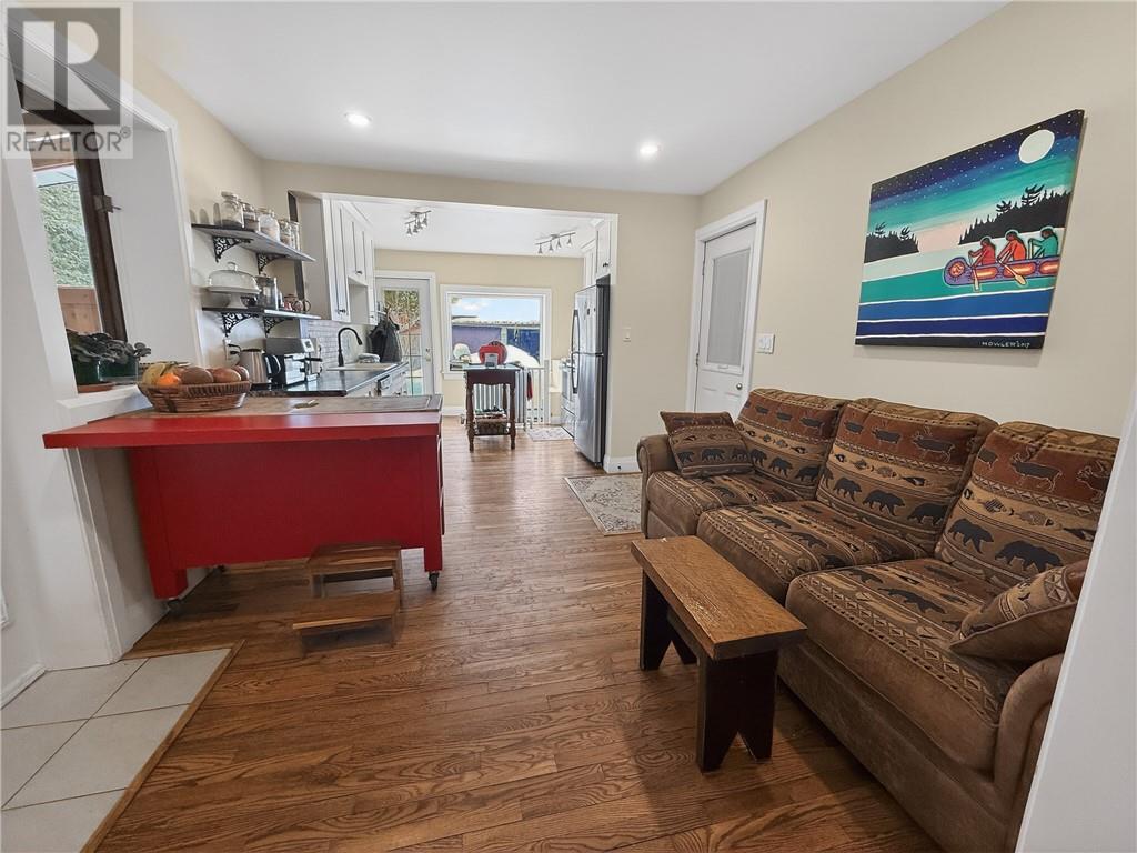 17 Phipps Street, Gore Bay, Manitoulin Island, Ontario, P0P1H0 — Photo 12