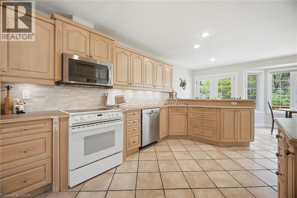 41 PLAINSMAN Road - 15