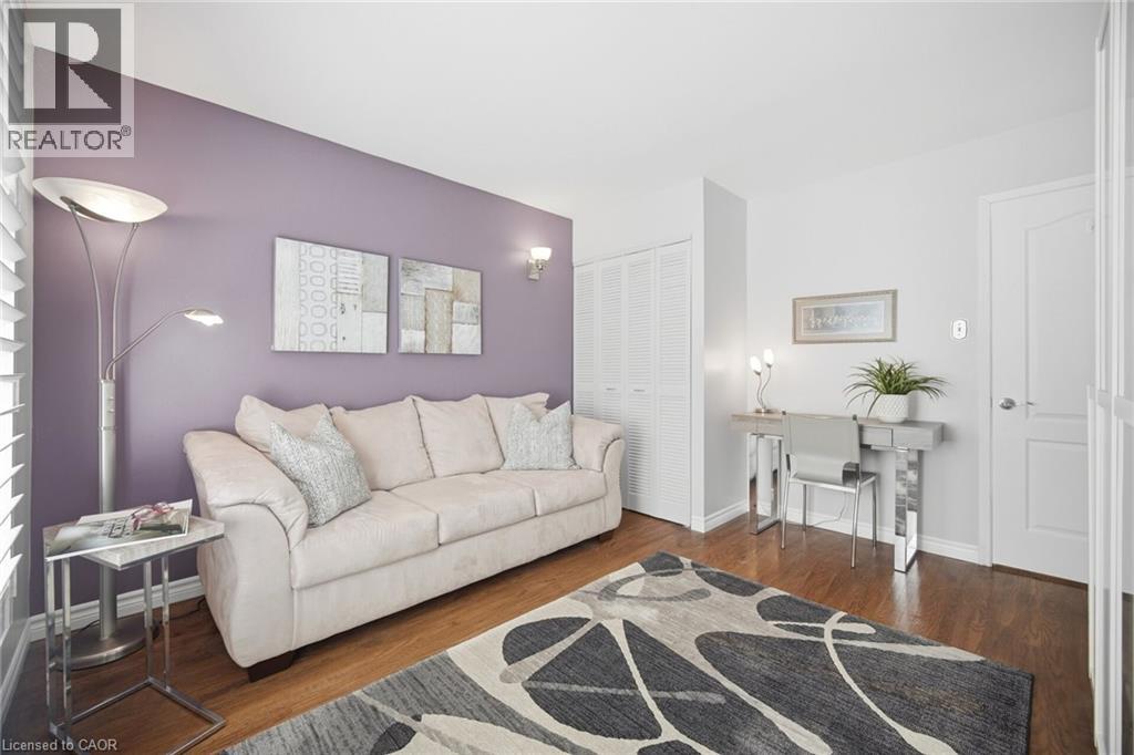 41 PLAINSMAN Road - 30