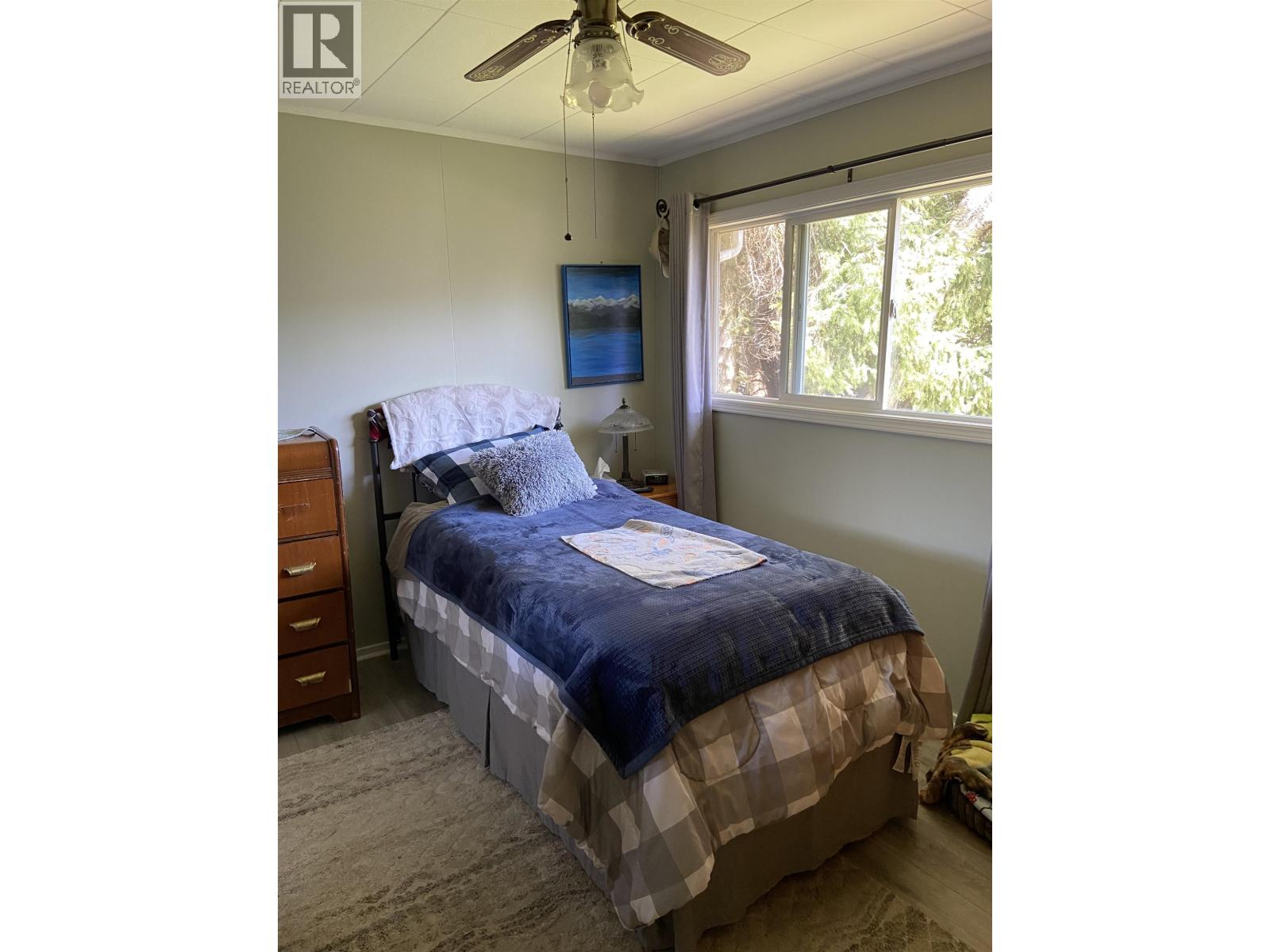 2601 SPARKS STREET - 13