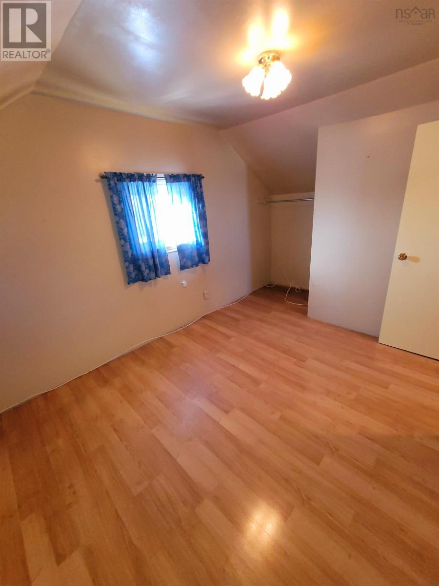Property 1 of 22 of 21 Sydney Street