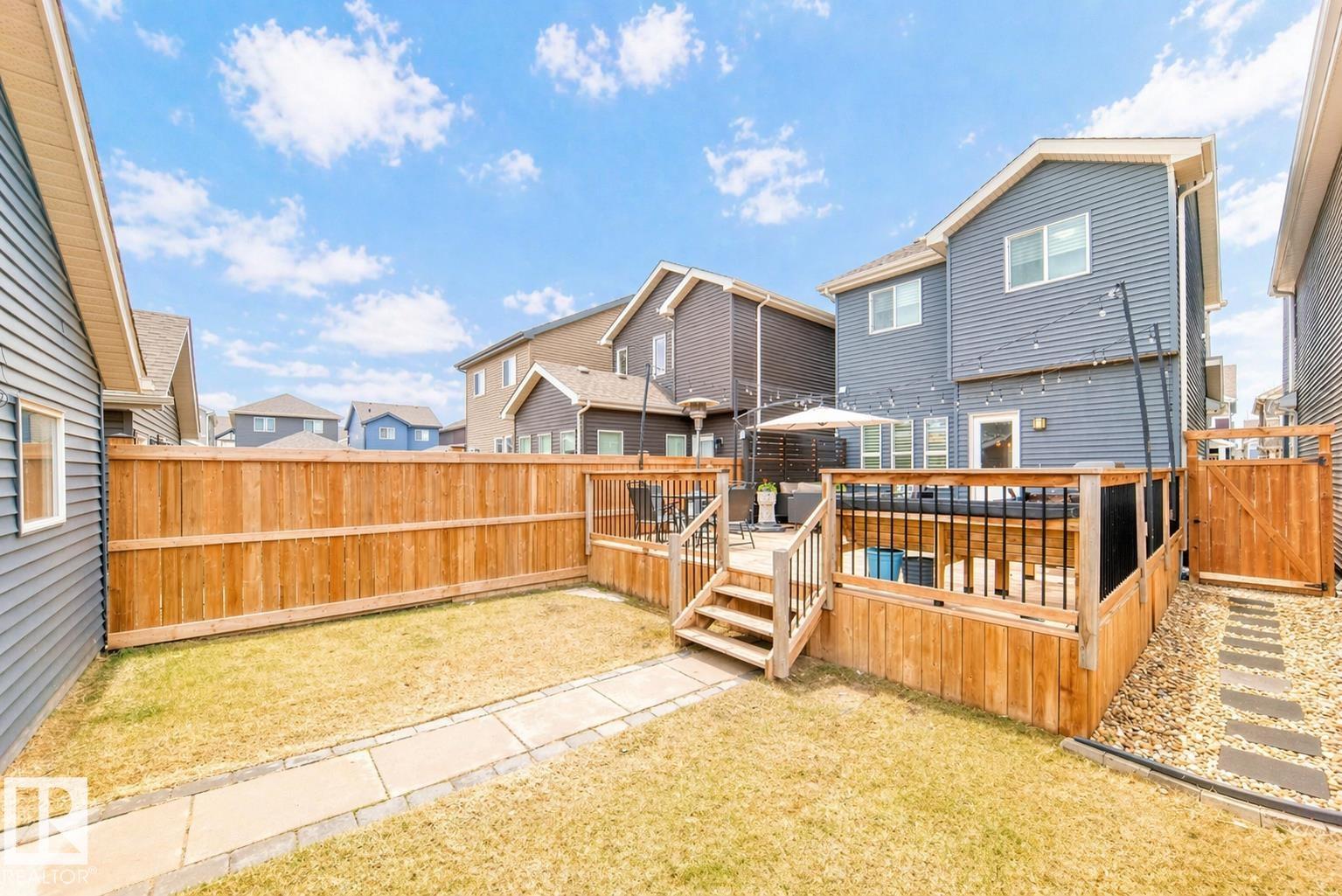 3278 CHERRY CR SW - 38