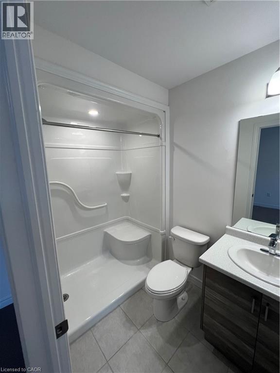 575 WOODWARD Avenue Unit# 32, Hamilton, Ontario, L8H0B3 — Photo 4