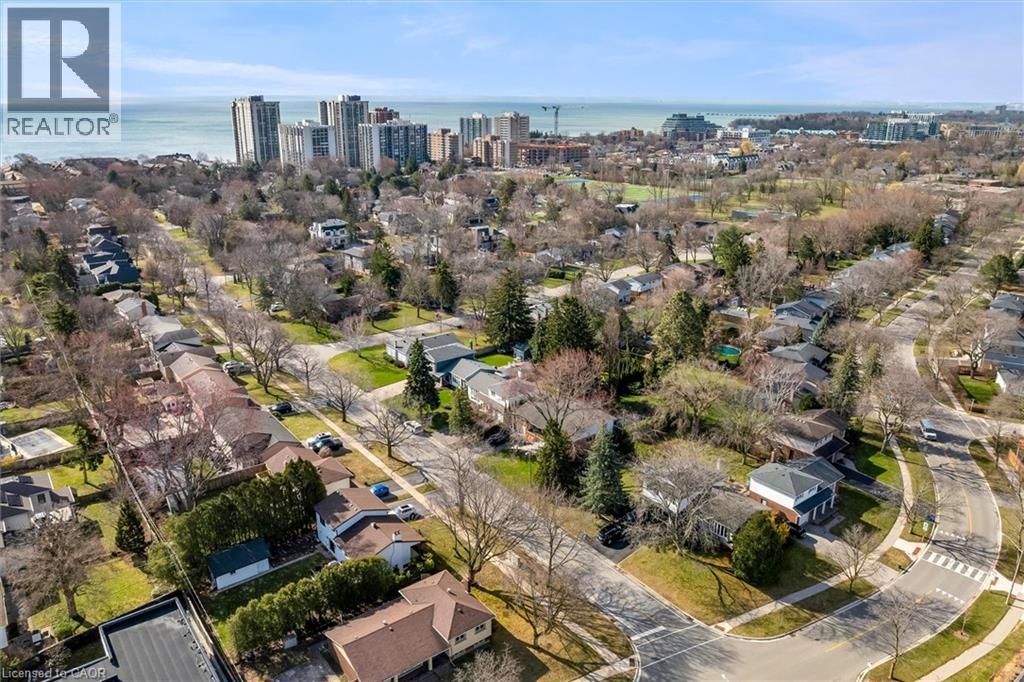 194 SOLINGATE Drive, Oakville, Ontario, L6L3T1 — Photo 30