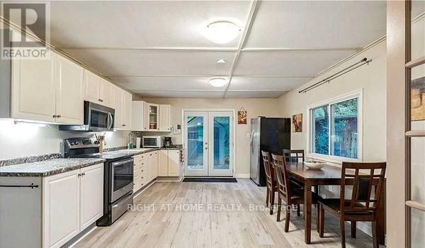 71 ANTIQUARY ROAD - 14
