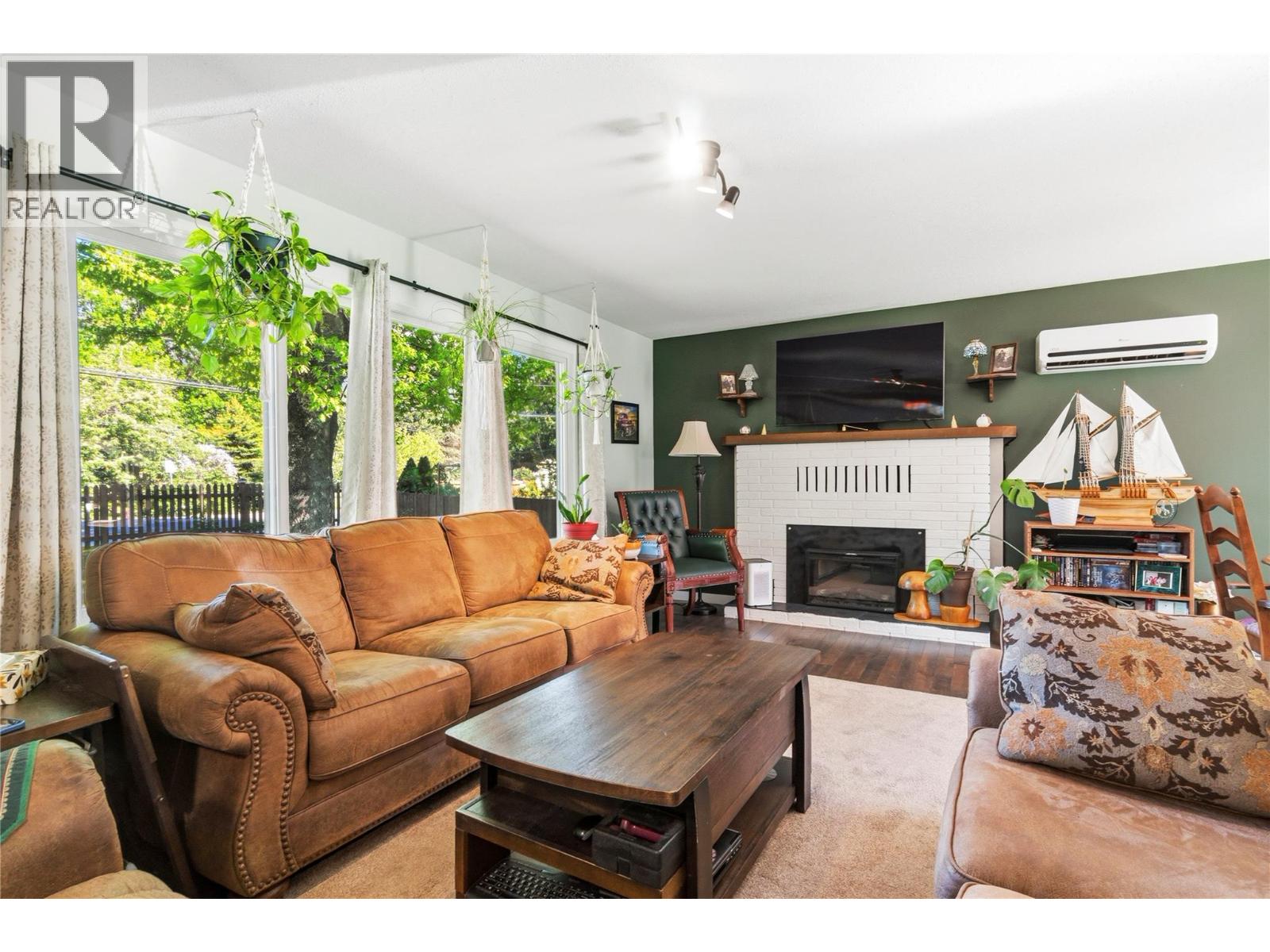 606 Riverside Avenue - 12