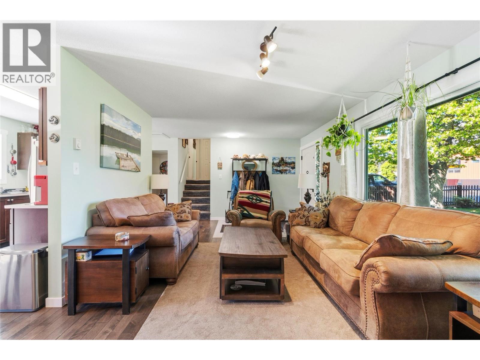 606 Riverside Avenue - 15