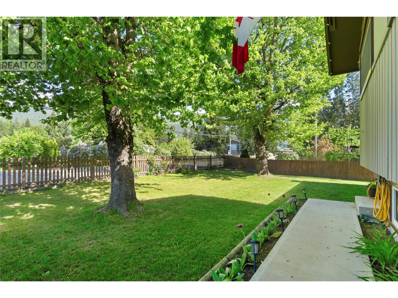 606 Riverside Avenue - 38