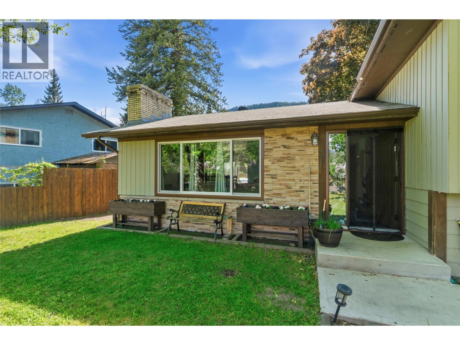 606 Riverside Avenue - 41