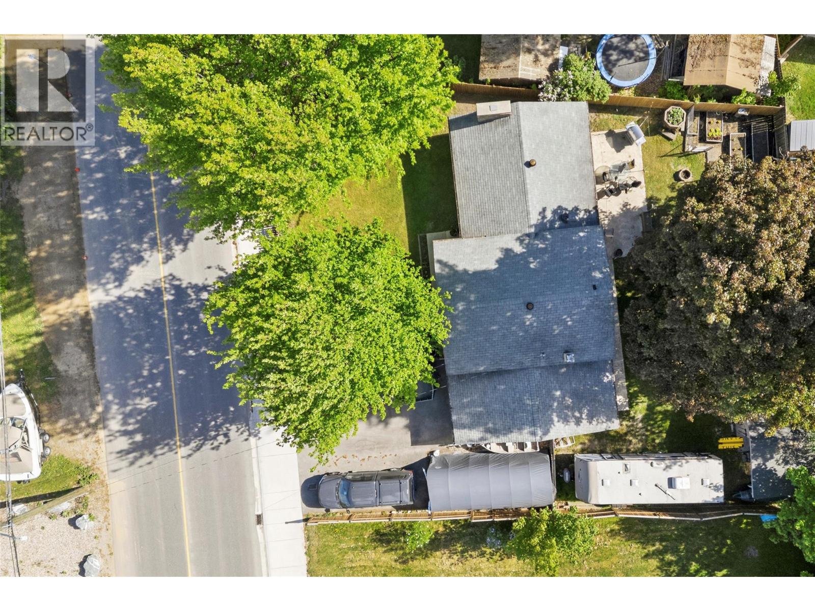 606 Riverside Avenue - 8