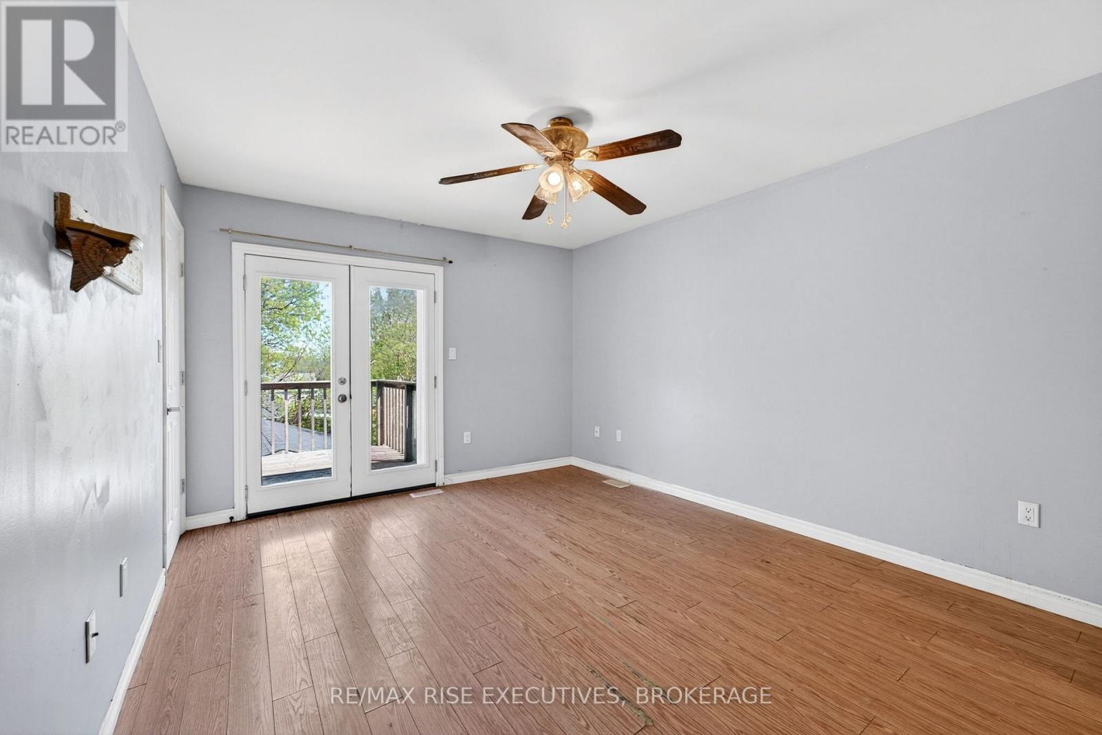 29 SEVENTH AVENUE - 16