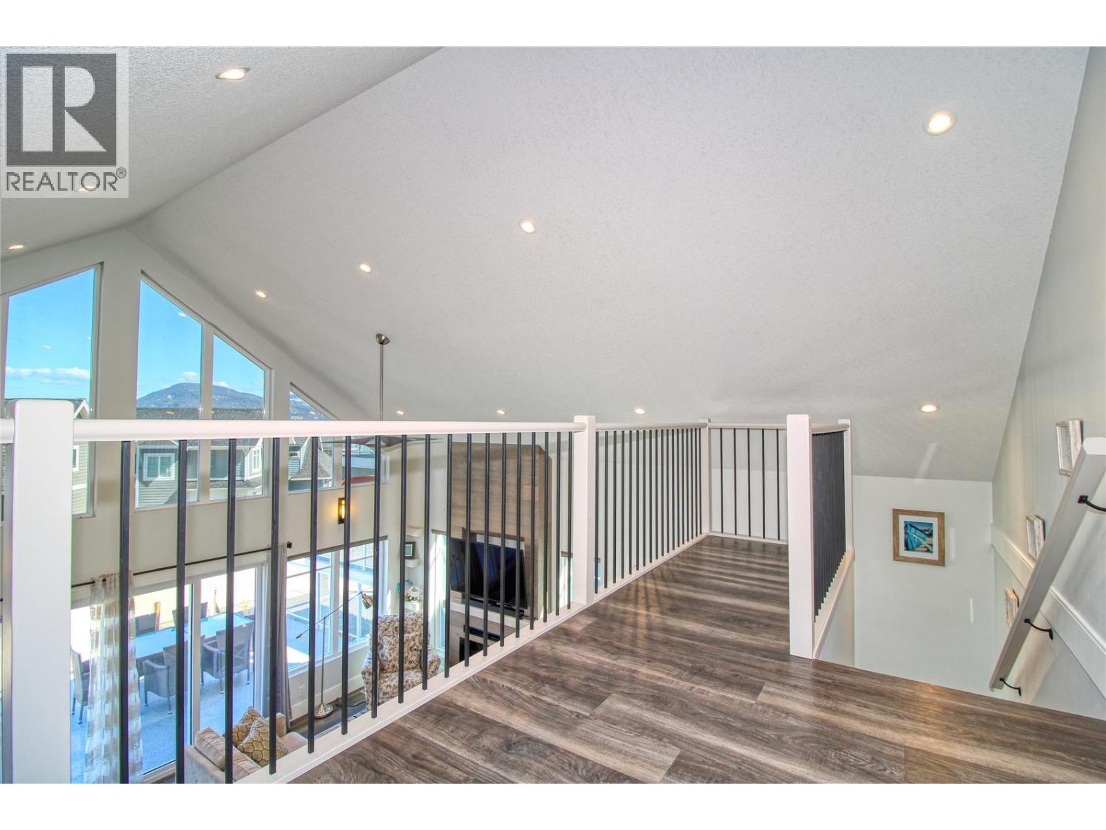302 6742 Marbella Loop, Kelowna