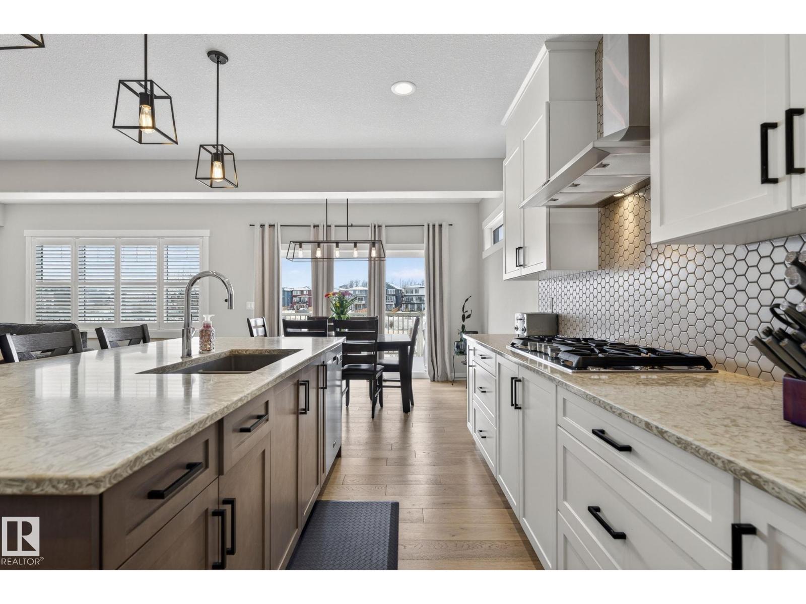 2728 202 ST NW - 16