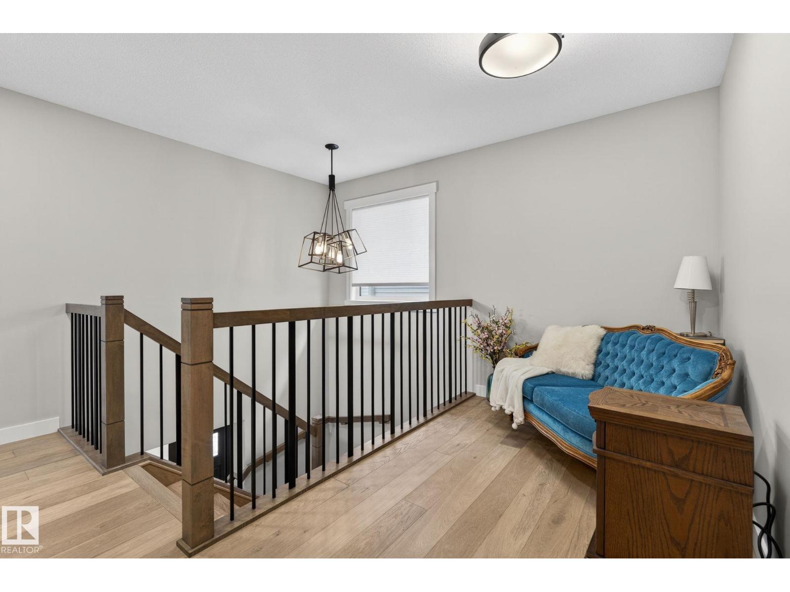 2728 202 ST NW - 26
