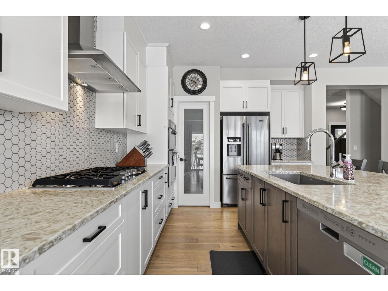 2728 202 ST NW - 14