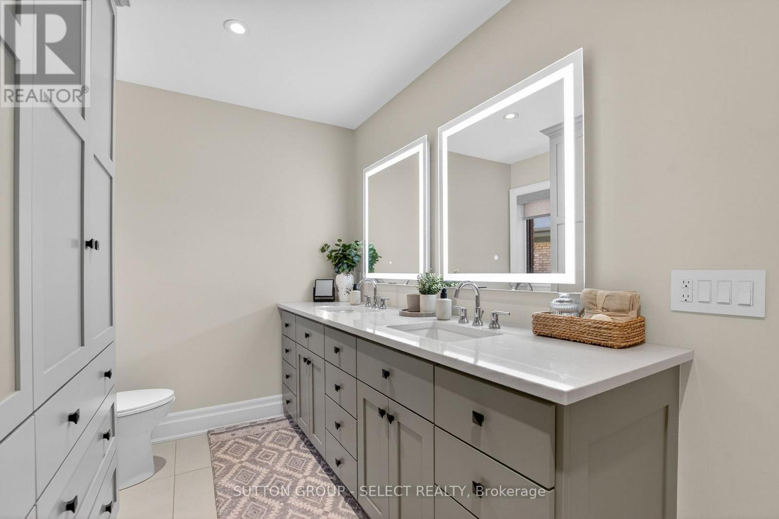 8 TALLWOOD CIRCLE - 23