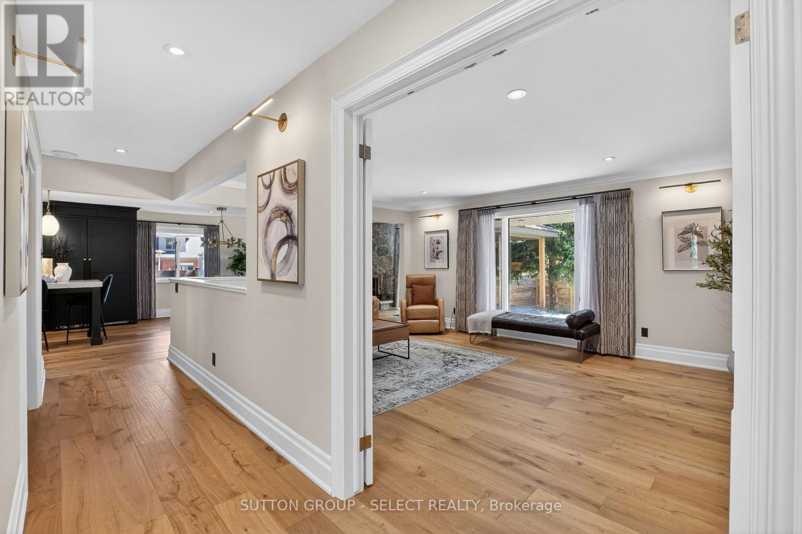 8 TALLWOOD CIRCLE - 5