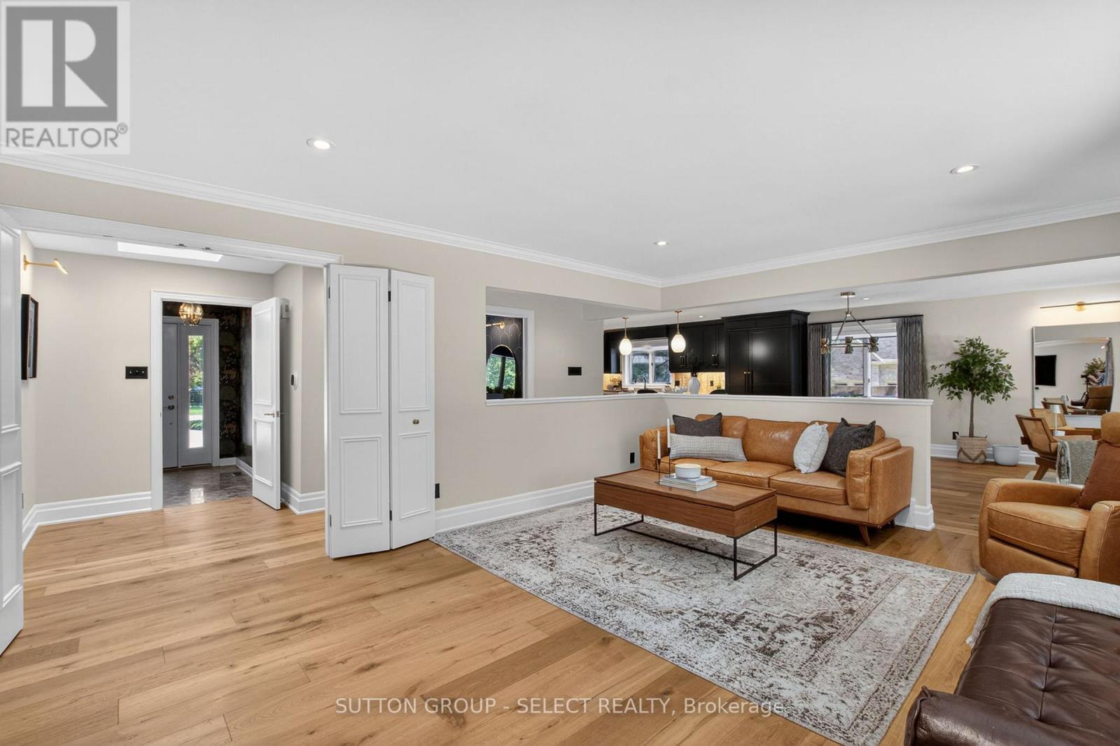 8 TALLWOOD CIRCLE - 6