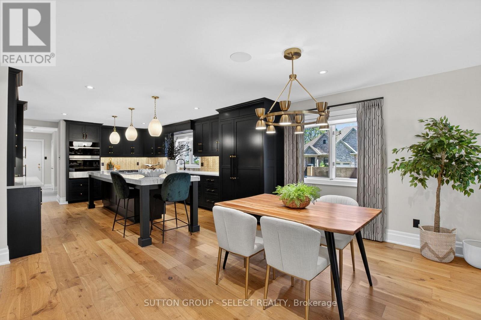 8 TALLWOOD CIRCLE - 8