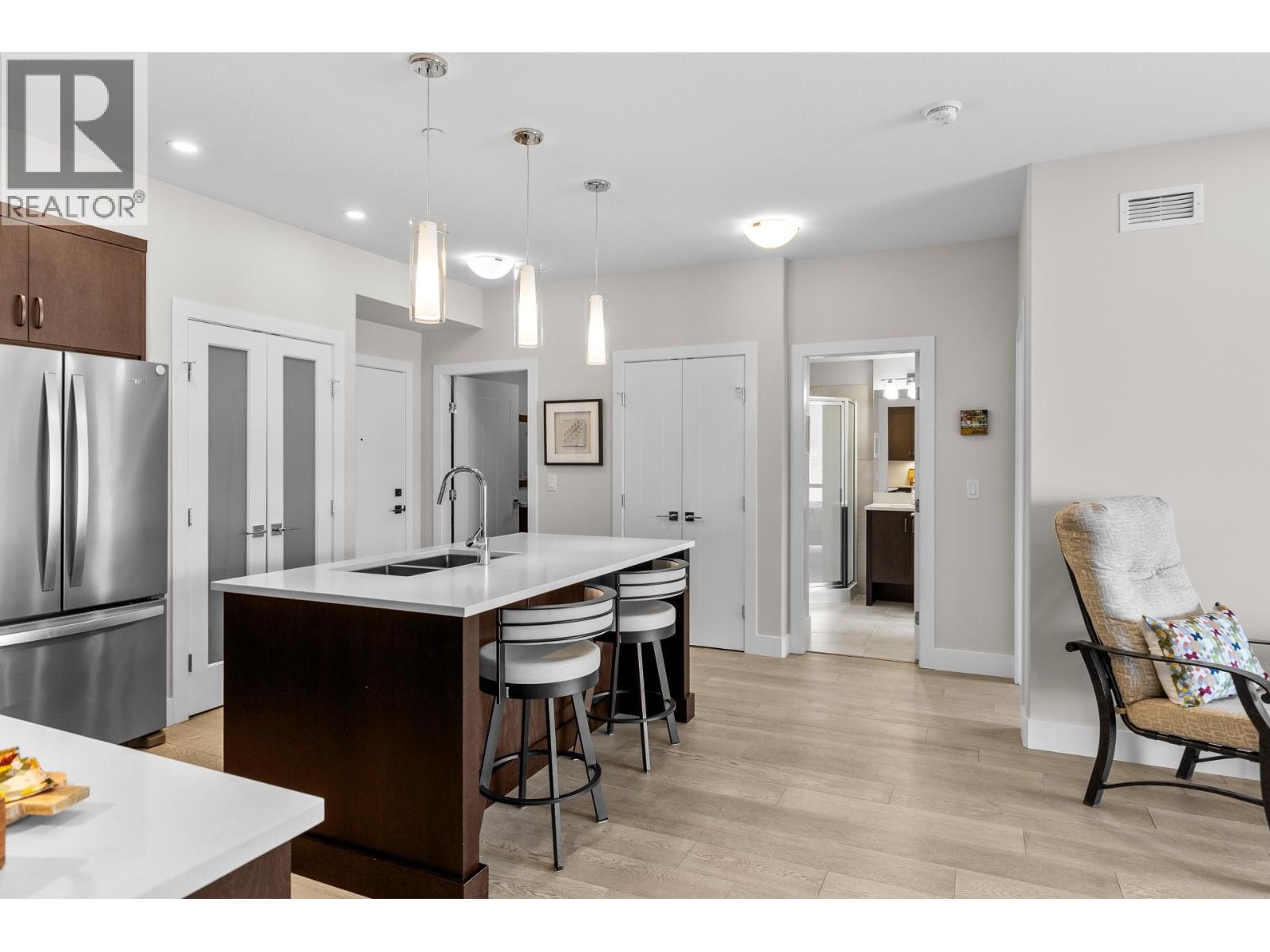 #302 3475 Granite Close - 8