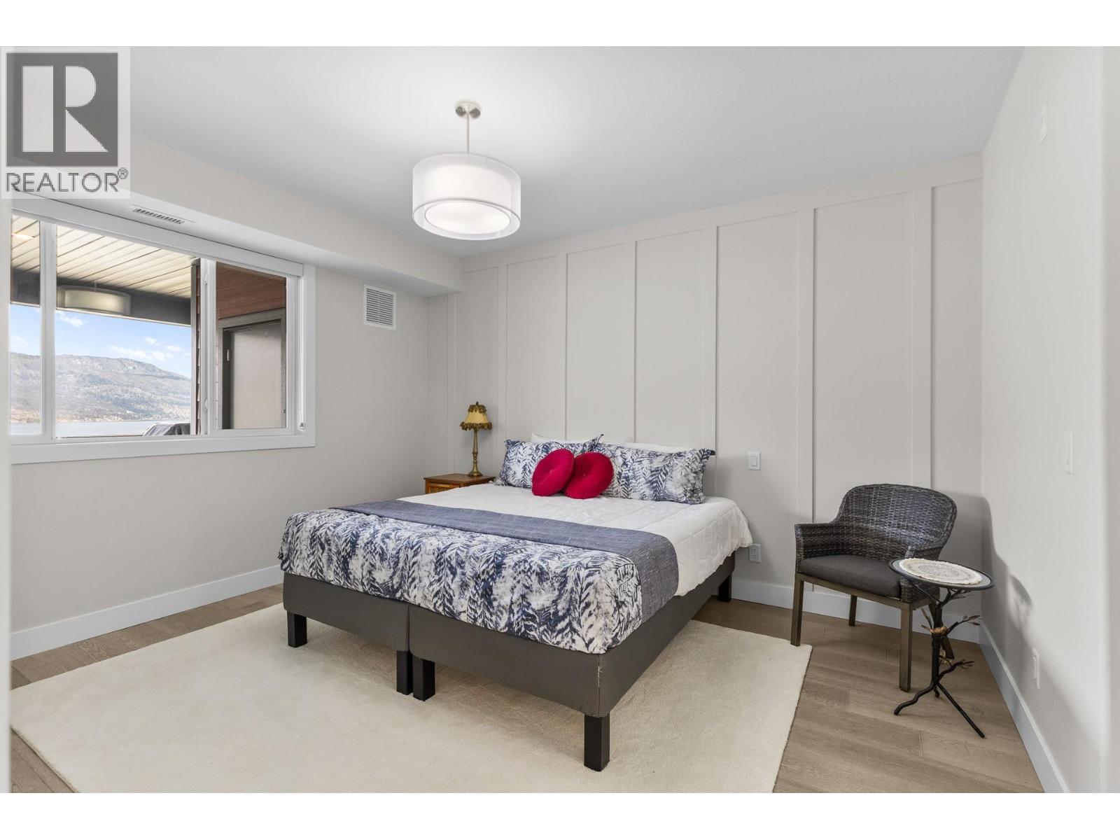 #302 3475 Granite Close - 18
