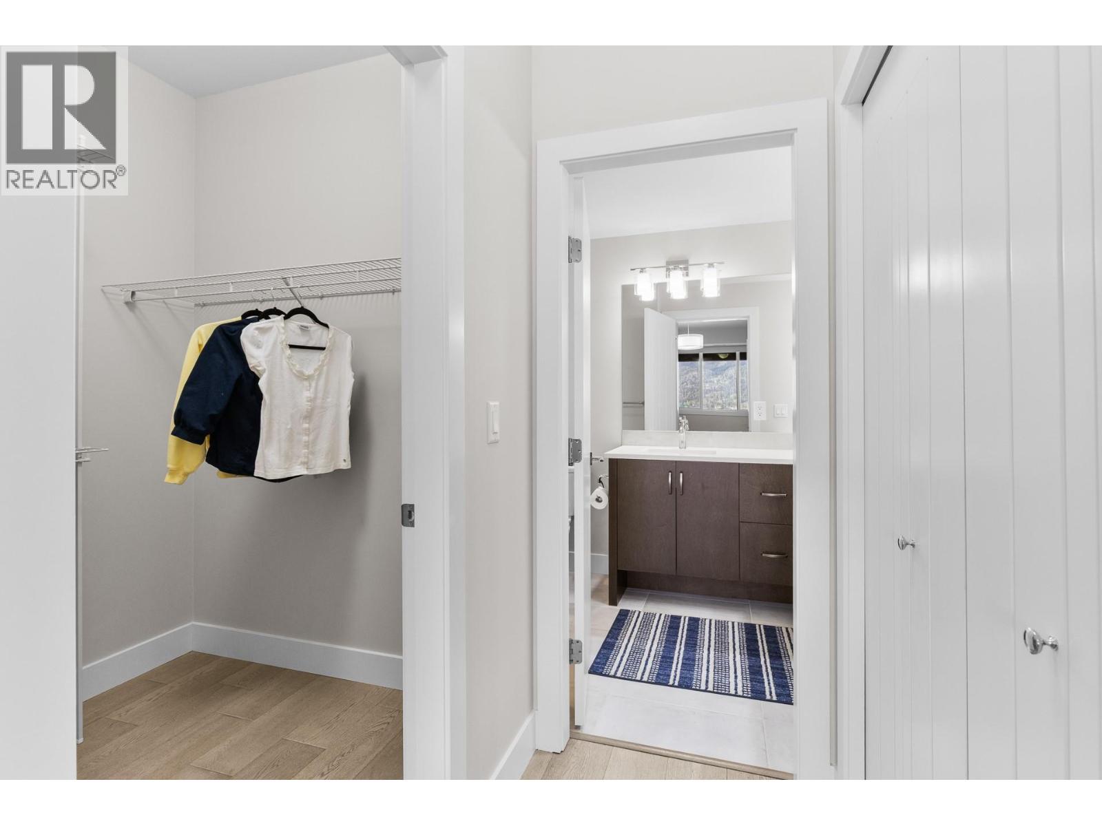 #302 3475 Granite Close - 20