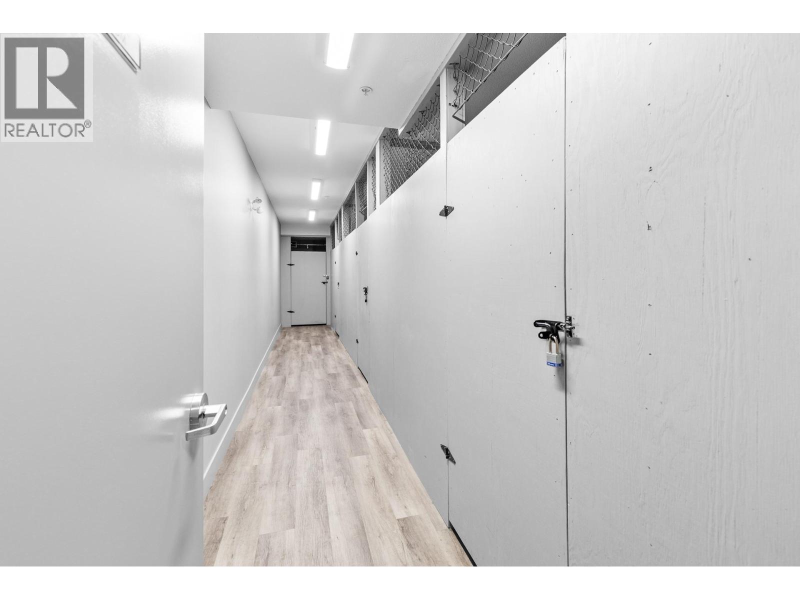 #302 3475 Granite Close - 36