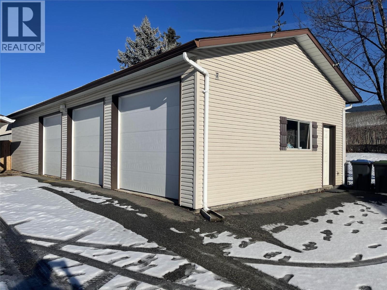 622 Hartman Road, Kelowna