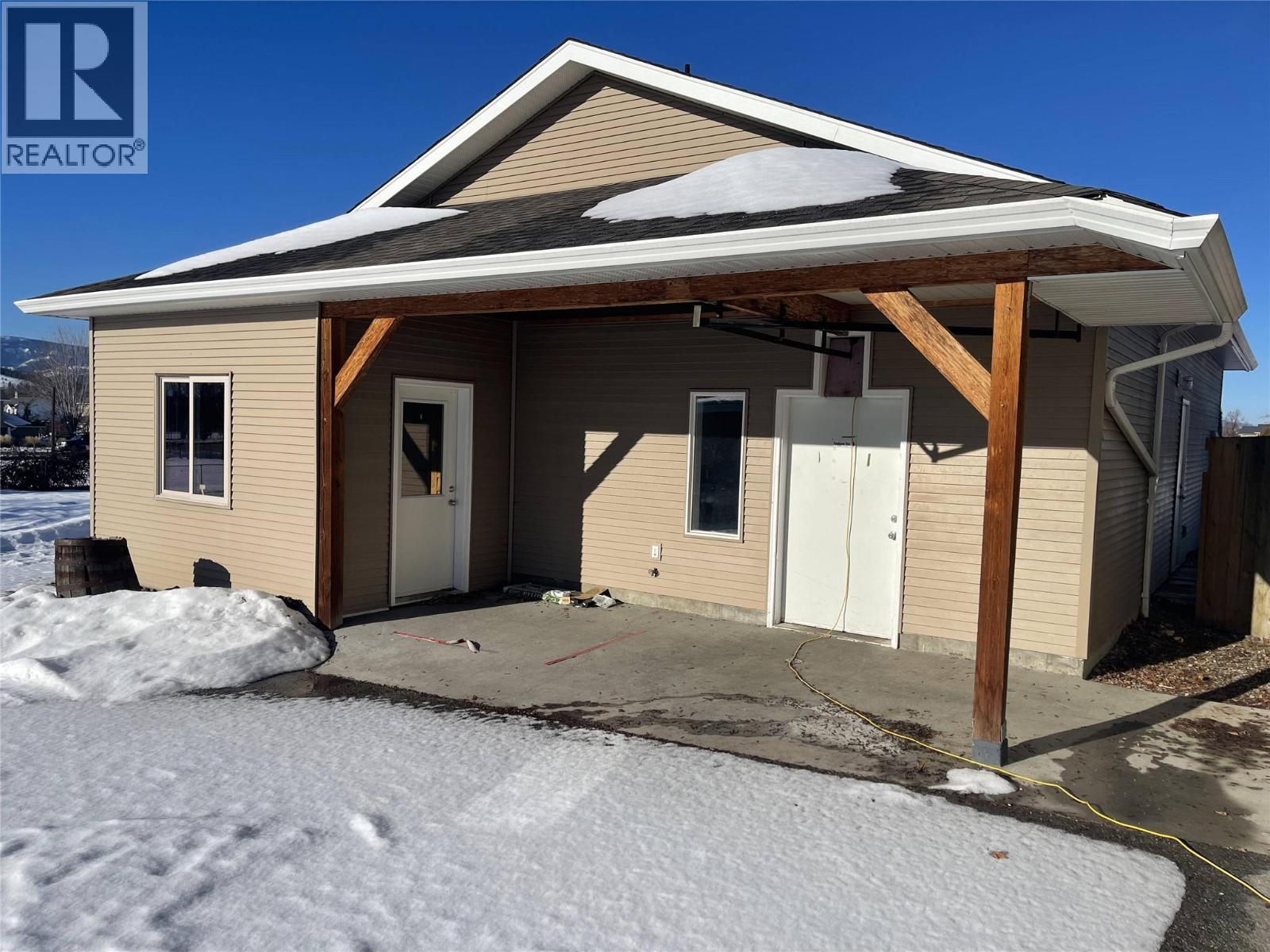 622 Hartman Road, Kelowna