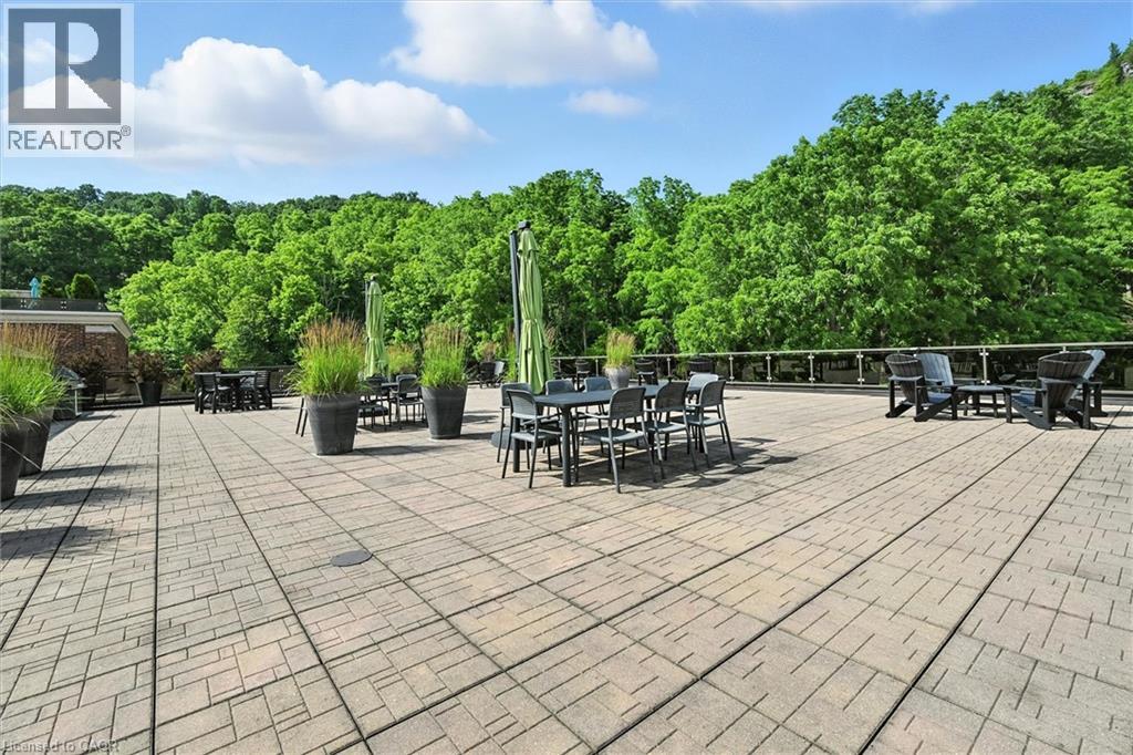 397 KING Street W Unit# 306, Dundas, Ontario, L9H1W9 — Photo 6