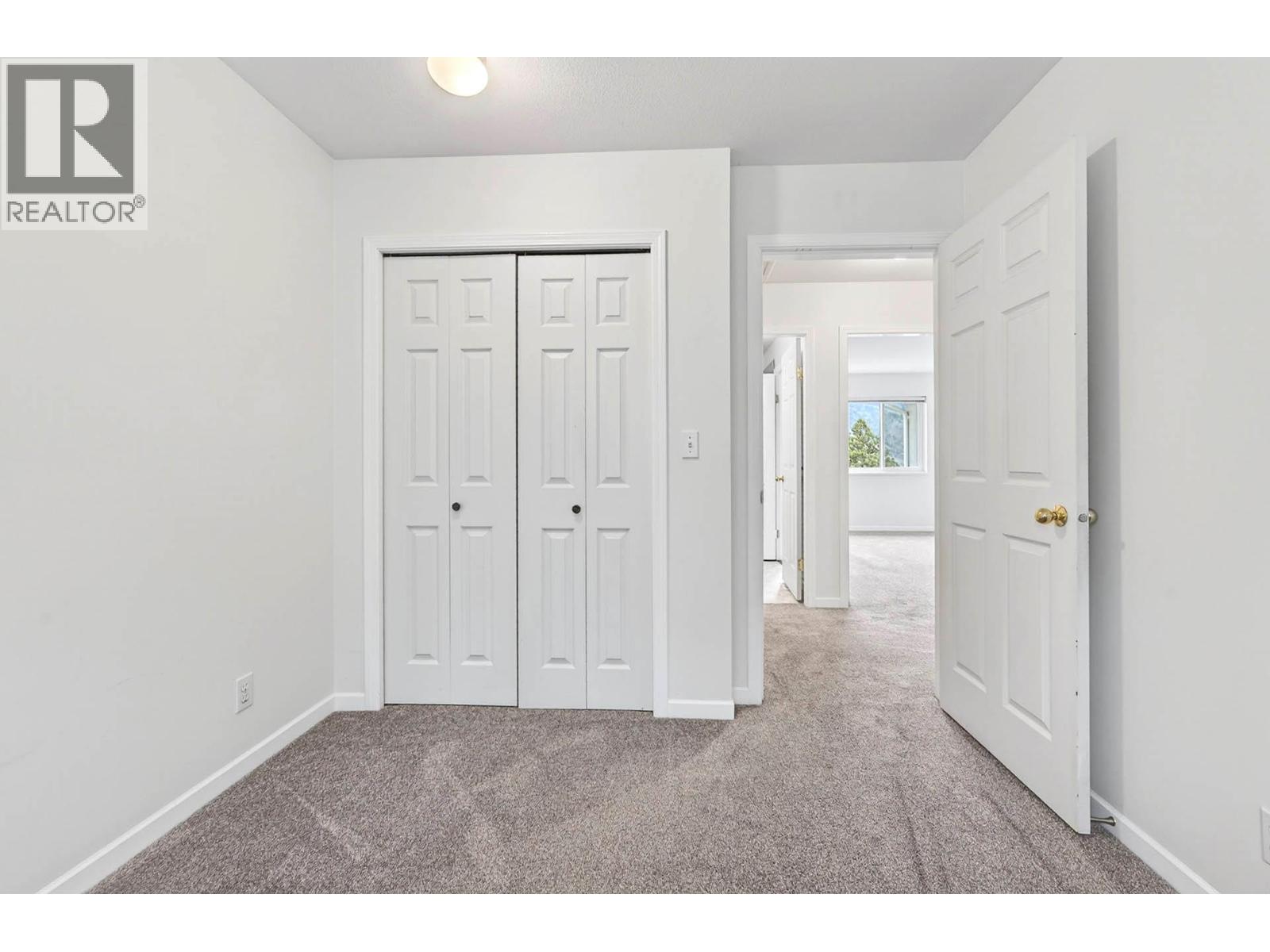 #15 2050 QU'APPELLE Boulevard - 23