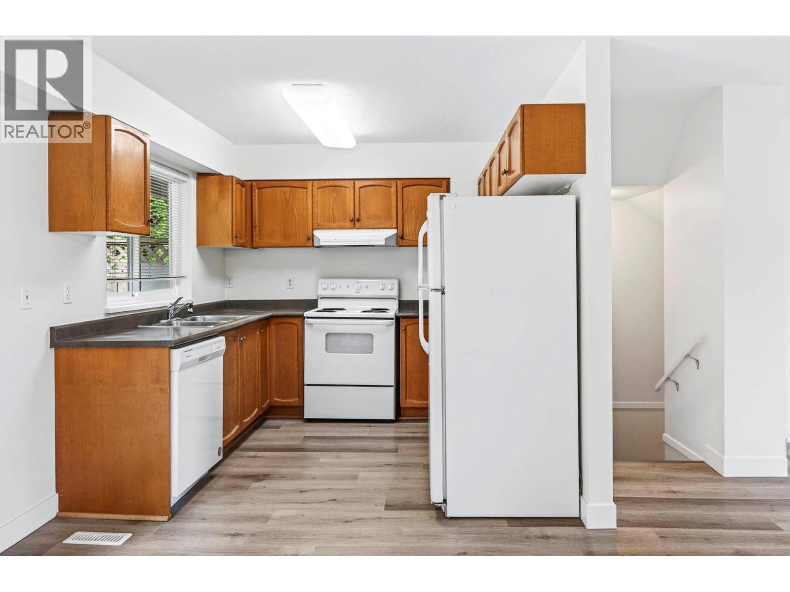 #15 2050 QU'APPELLE Boulevard - 10